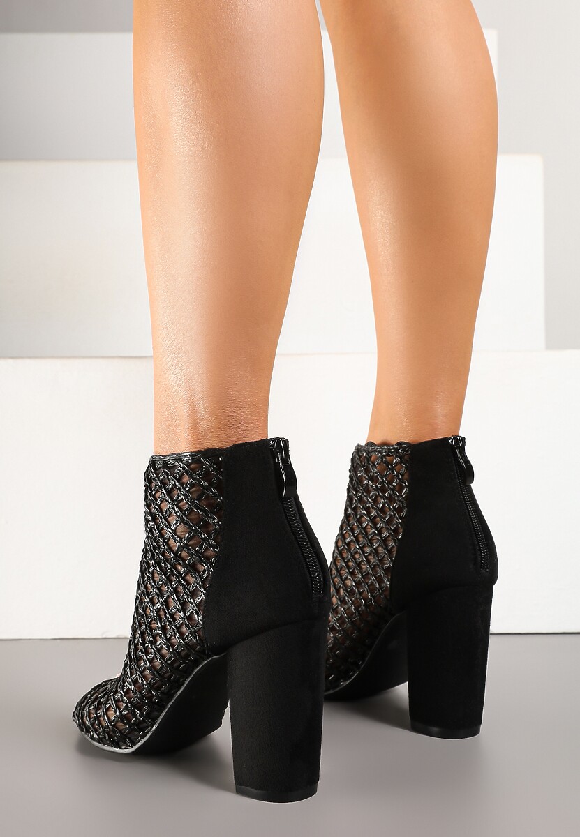 Czarne Siateczkowe Botki Vices na Słupku Sovhira