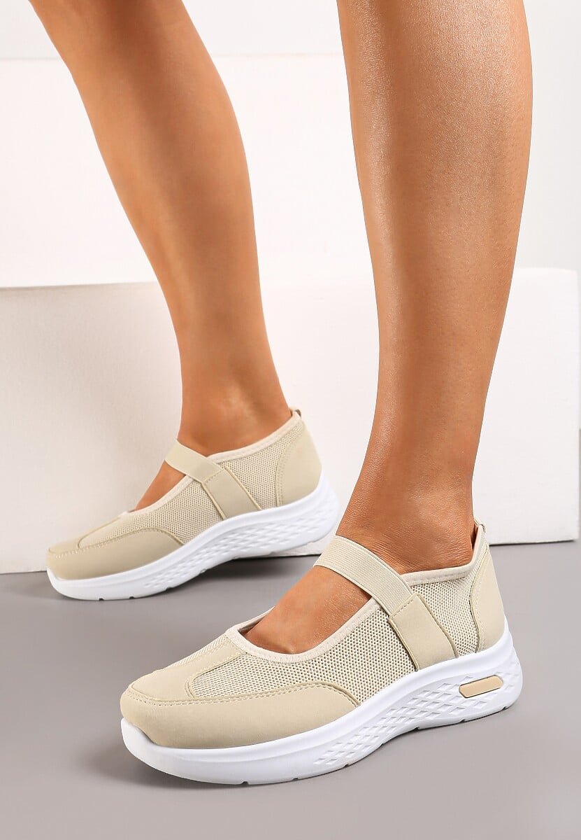 Ciemnobeżowe Tenisówki na Płaskiej Podeszwie z Perforacją i Elastyczną Wstawką Xolema