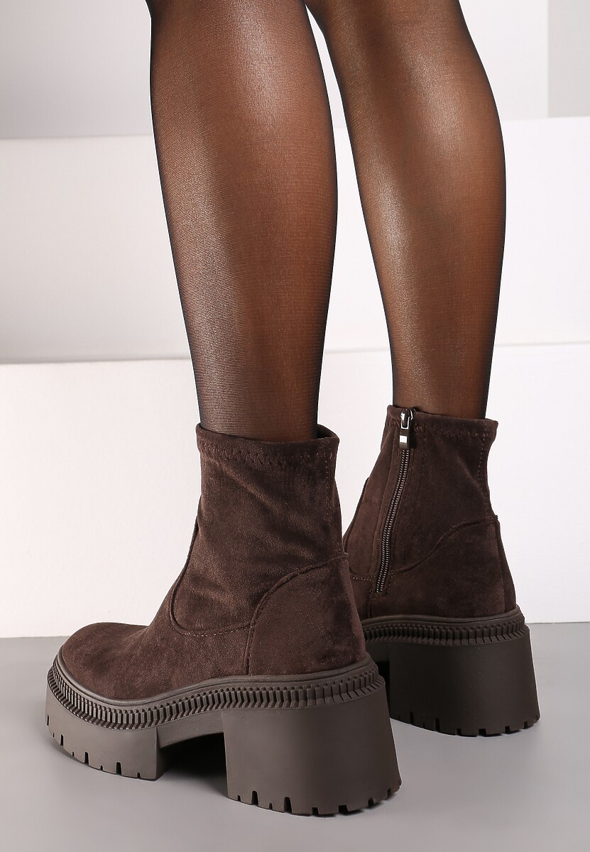 Brązowe Botki Sztyblety na Słupku z Dopasowaną Cholewką Hesliara