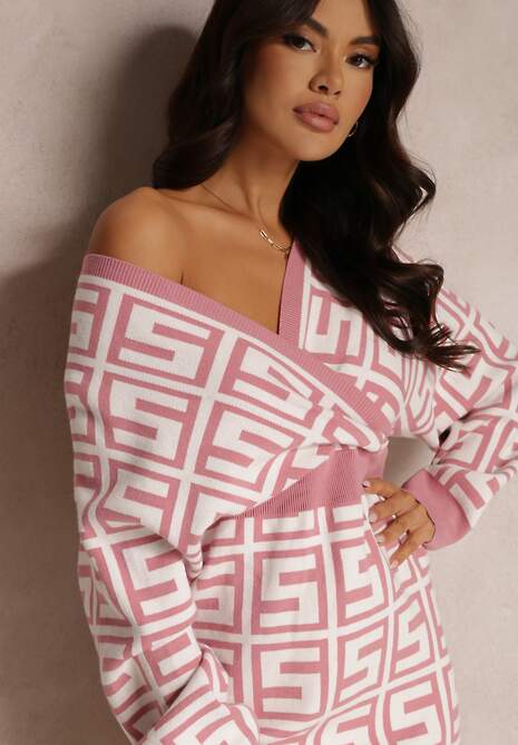 Różowa Sukienka Wełniana w Geometryczny Wzór Hamu