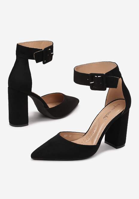 Czarne Czółenka Makki