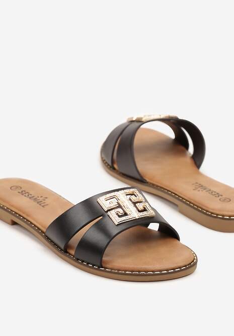 Czarne Klapki Ozdobione Metaliczną Geometryczną Aplikacją Valloren