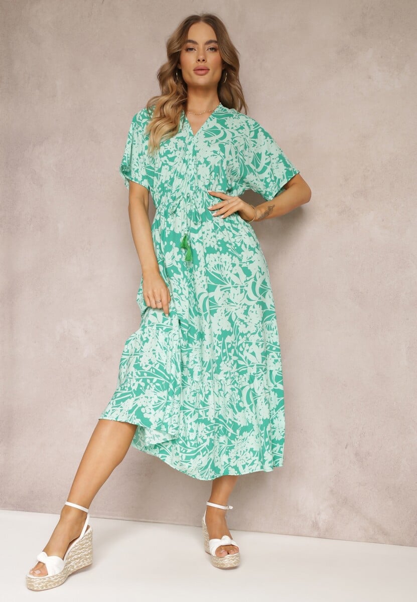 Miętowo-Zielona Rozkloszowana Sukienka w Kwiaty z Falbaną Humina