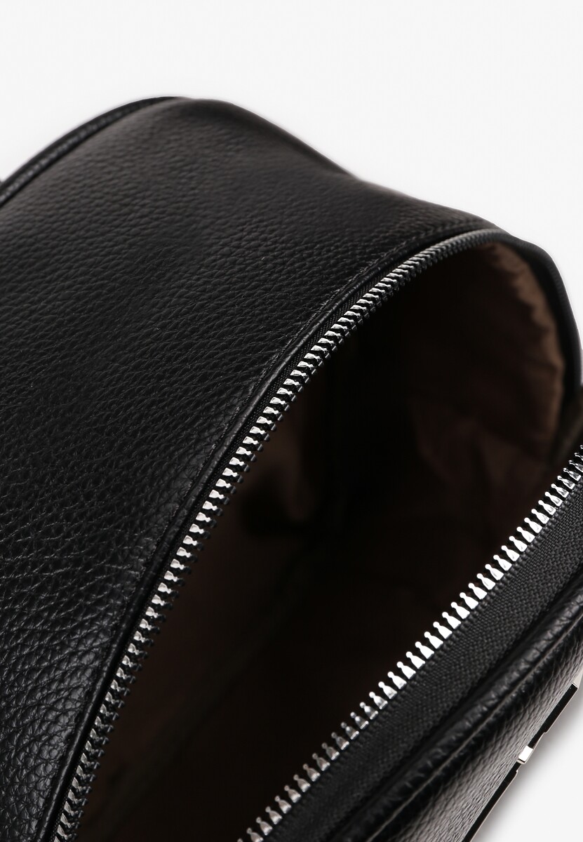 Czarny Casualowy Plecak z Metalicznym Zdobieniem Paseniela