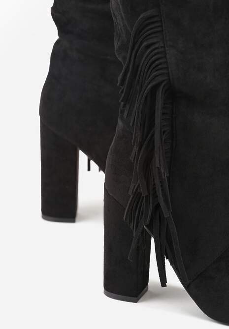 Czarne Botki Kowbojki na Słupku z Frędzlami Reisetia