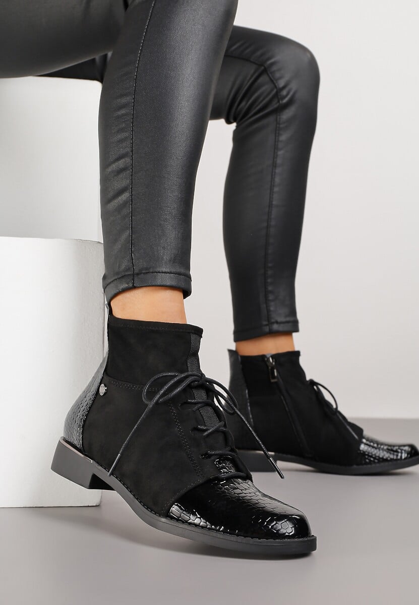 Czarne Botki Trzewiki Vices Ozdobione Lakierowanymi Elementami Afridde