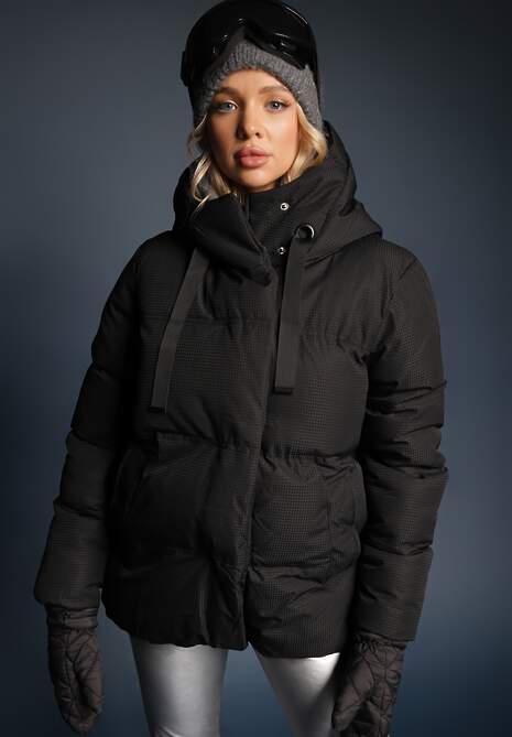 Czarna Kurtka Basic Pikowana z Nieodpinanym Kapturem Vertirya