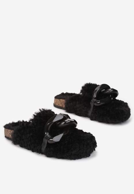 Czarne Kapcie Helliche