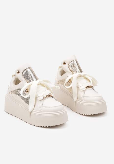 Beżowe Sneakersy na Platformie Ozdobione Nitami i Metalicznymi Elementami Azista
