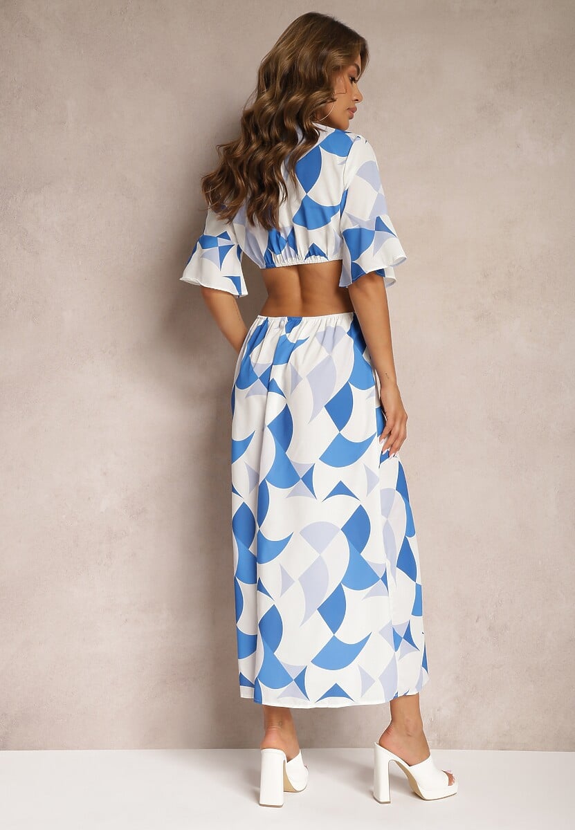 Niebieska Kopertowa Sukienka Maxi z Rozkloszowanym Dołem i Wiązaniem Alylina