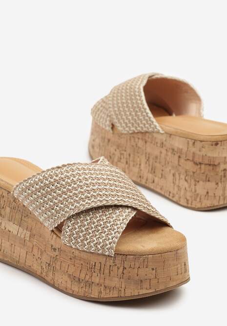 Ciemnobeżowe Klapki na Platformie i Koturnie z Korka Ozdobione Metaliczną Nicią Maitoria