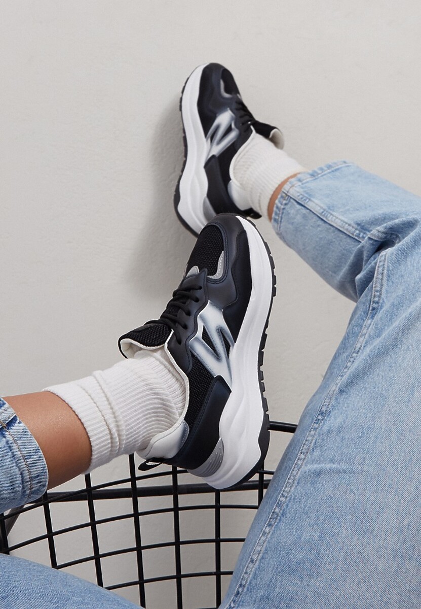 Czarne Sneakersy Przed Kostkę Zdobione Przeszyciami Flallesi