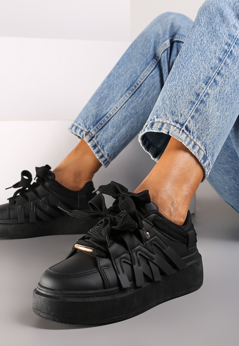 Czarne Sznurowane Sneakersy na Platformie Ozdobione Paskami Lerinique
