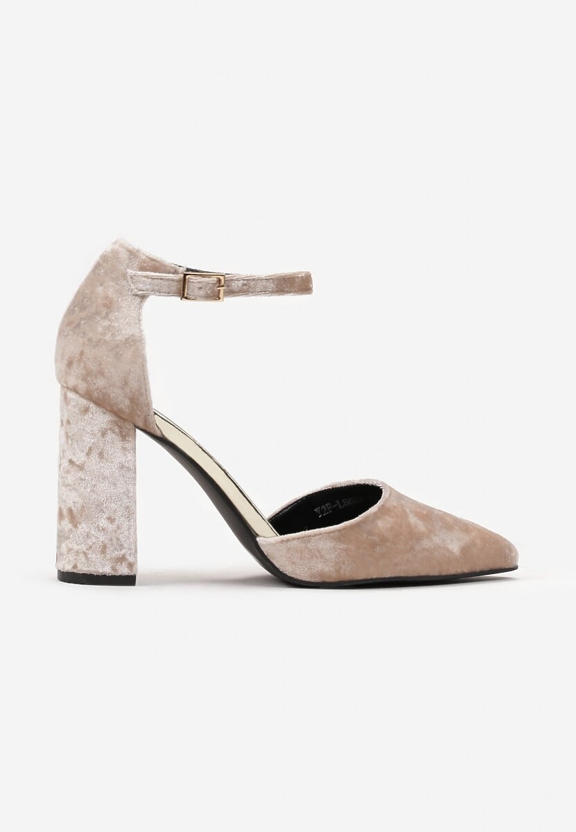 Beżowe Czółenka Welurowe z Zapięciem na Sprzączkę Uzoamaka