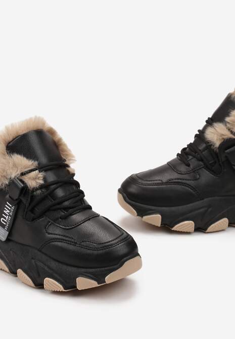 Czarne Sneakersy Przed Kostkę na Płaskiej Grubej Podeszwie z Ociepleniem ze Sztucznego Futerka Borrolla