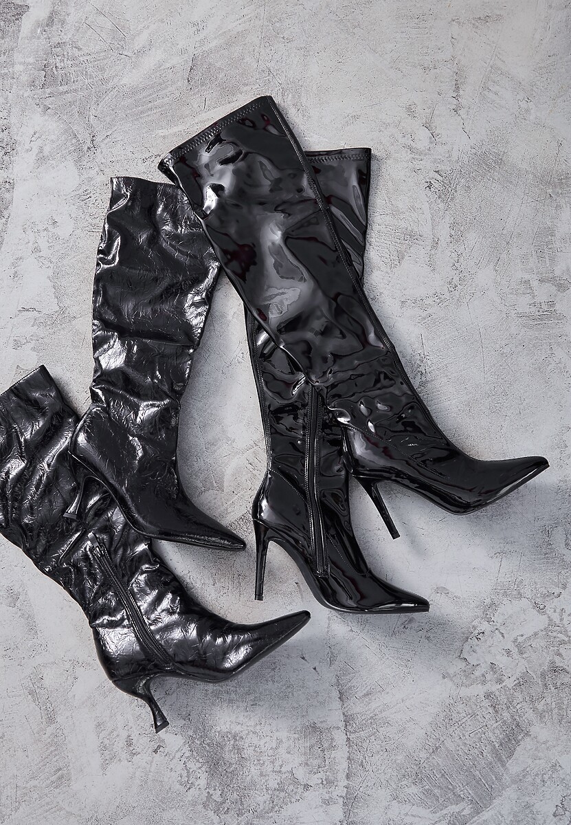 Czarne Lakierowane Kozaki Vices na Szpilce z Marszczoną Cholewką Calavelie