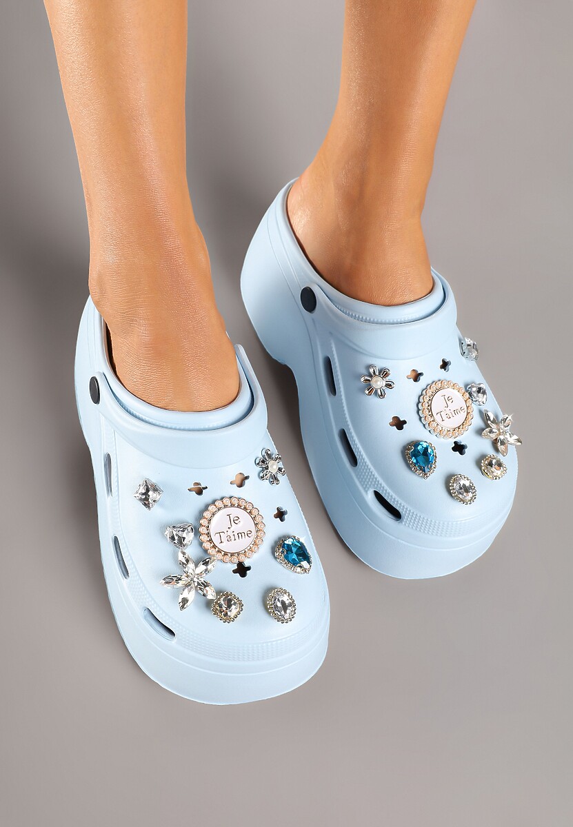 Niebieskie Klapki na Platformie z Wycięciami i Cyrkoniami Wilarna