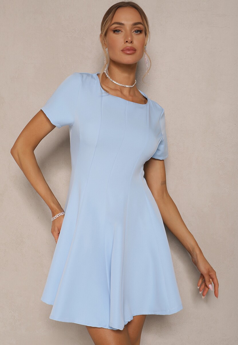 Beżowa Sukienka o Rozkloszowanym Kroju na Krótki Rękaw Zdobiona Przeszyciami Mepiza