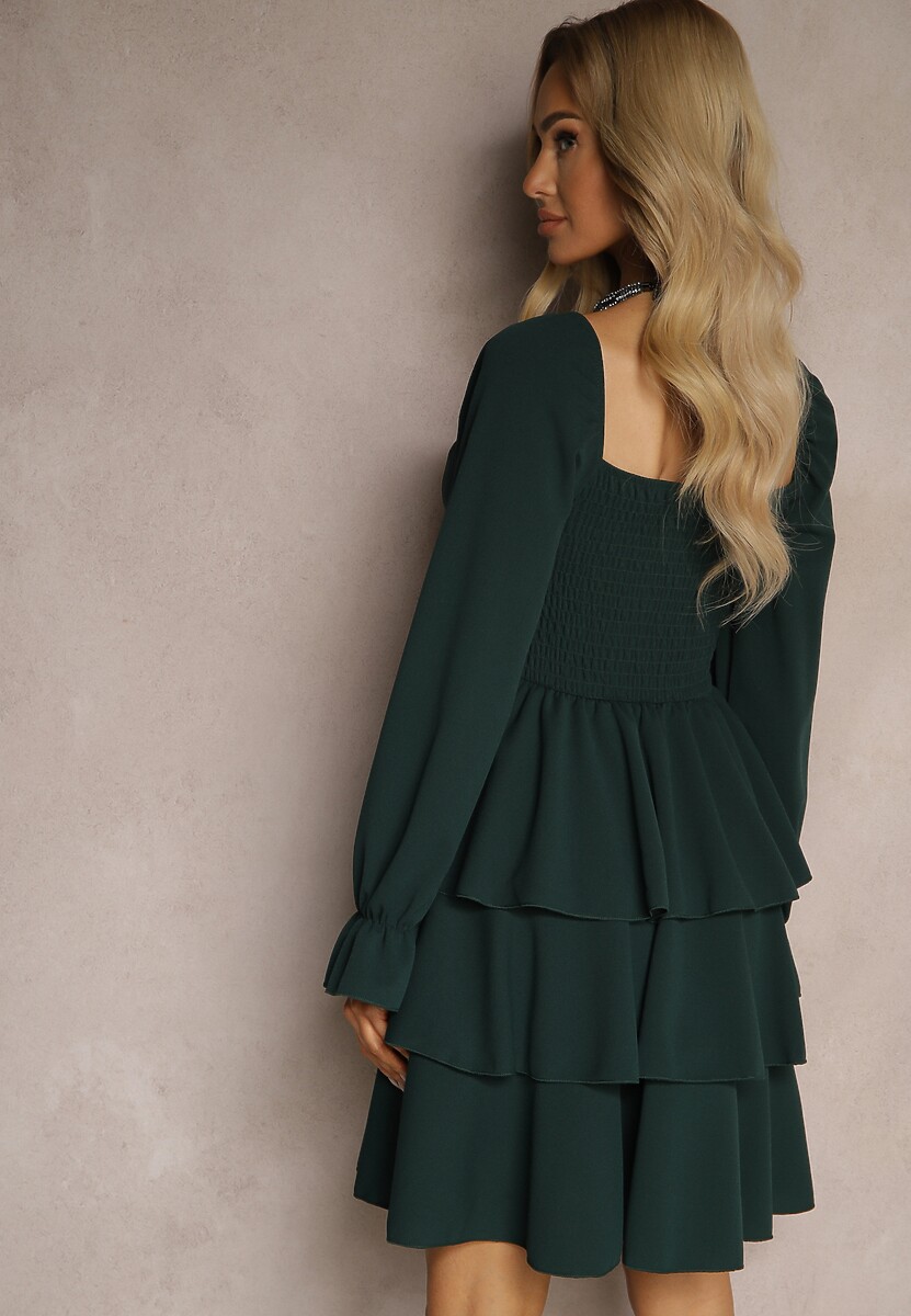 Ciemnozielona Sukienka o Rozkloszowanym Kroju z Falbanami i Bufiastymi Rękawami Semiella