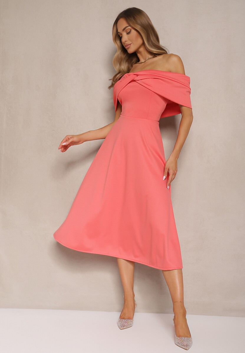 Czarna Sukienka Rozkloszowana Ozdobiona Kokardą Odarra