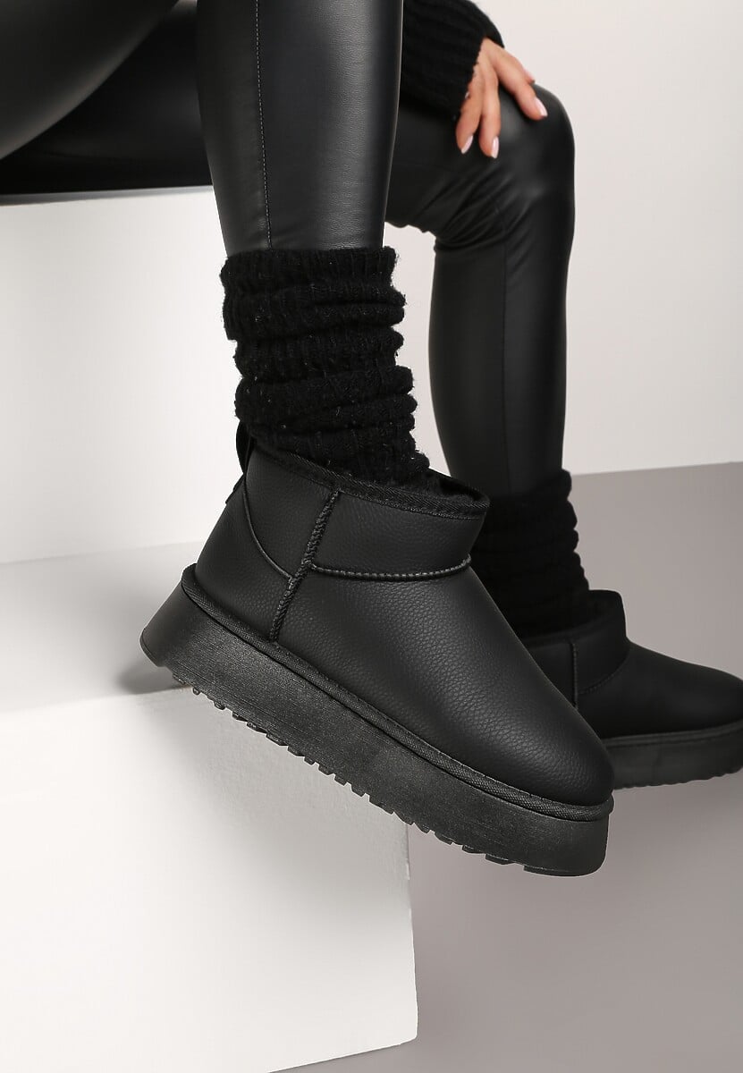 Czarne Wsuwane Gładkie Śniegowce Casualowe na Grubej Podeszwie Tinaretia