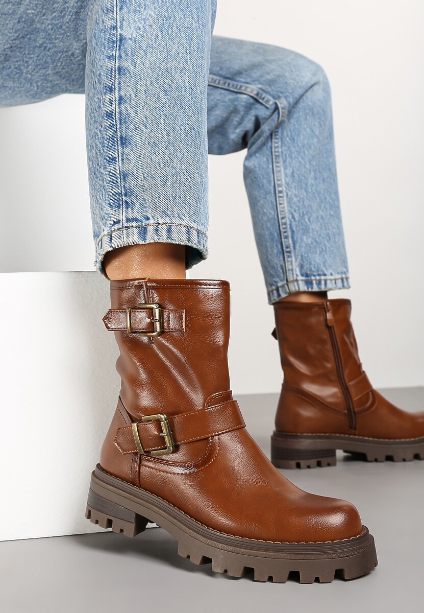 Jasnobrązowe Botki w Stylu Bikerów na Platformie z Tłoczeniem z Metalicznymi Klamrami Ravandrea