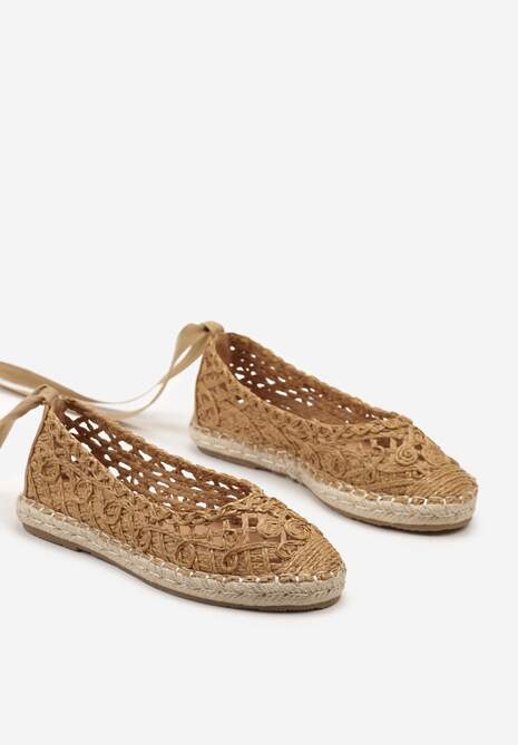 Brązowe Balerinki z Imitacji Skóry o Plecionym Fasonie ze Sznurowaniami Wokół Kostki Elluna