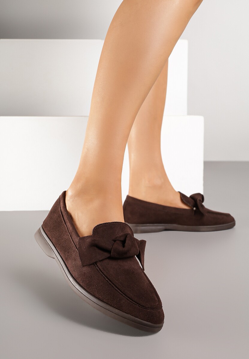 Ciemnobeżowe Mokasyny z Aplikacją Kokardek Tulavira