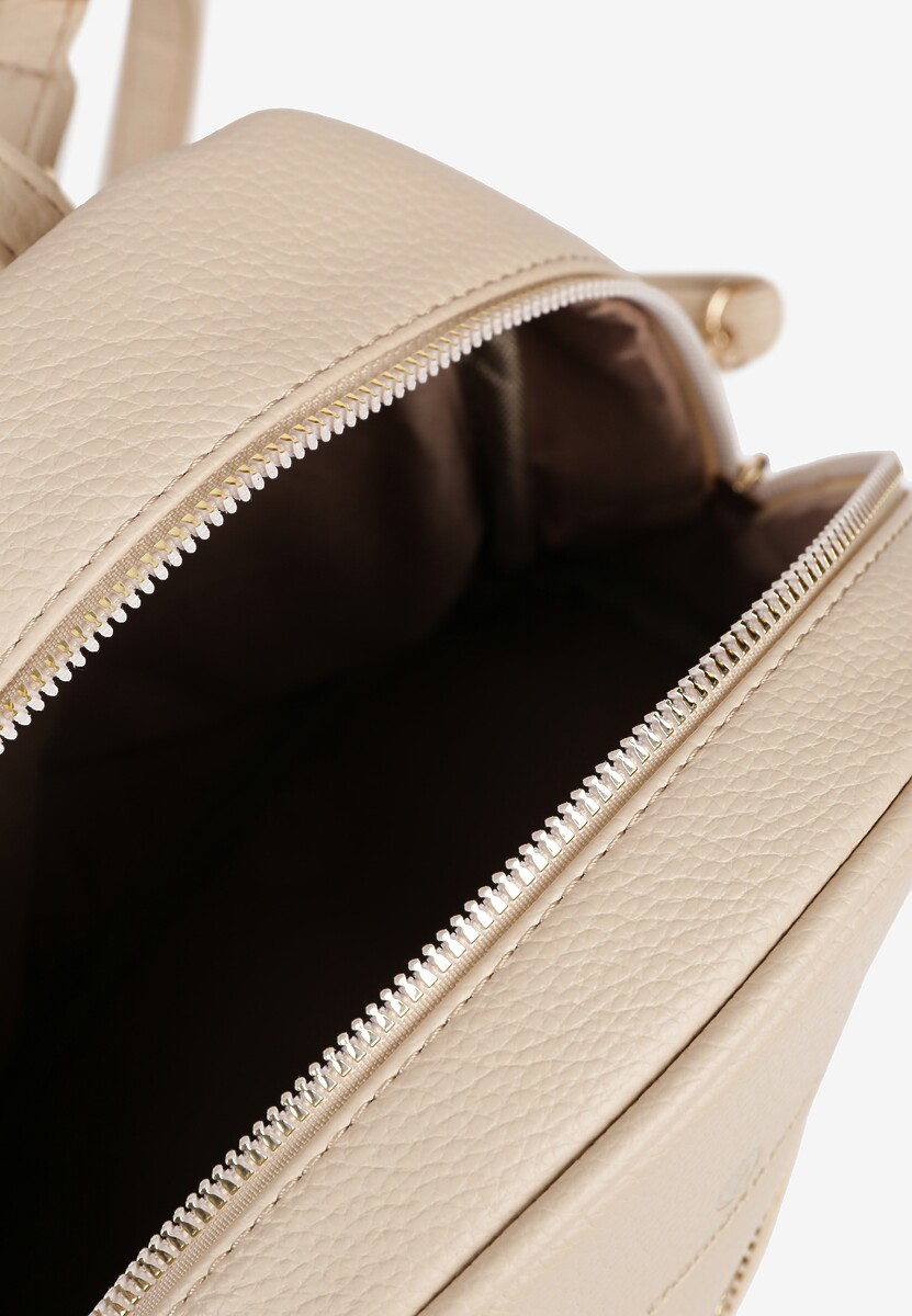 Beżowy Casualowy Plecak z Metaliczną Aplikacją i Regulowanymi Szelkami Haliriss