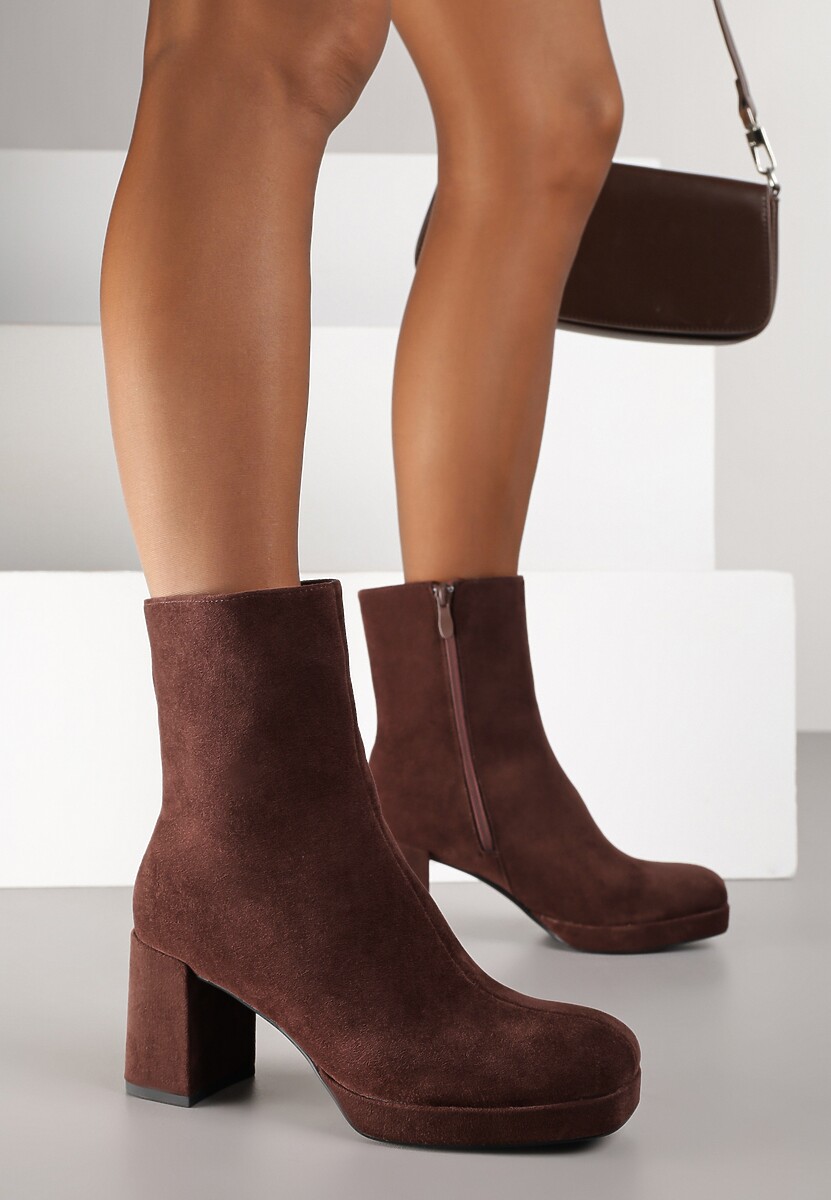 Brązowe Botki Vices na Platformie i Słupku Ozdobione z Kwadratowym Noskiem Faleanna
