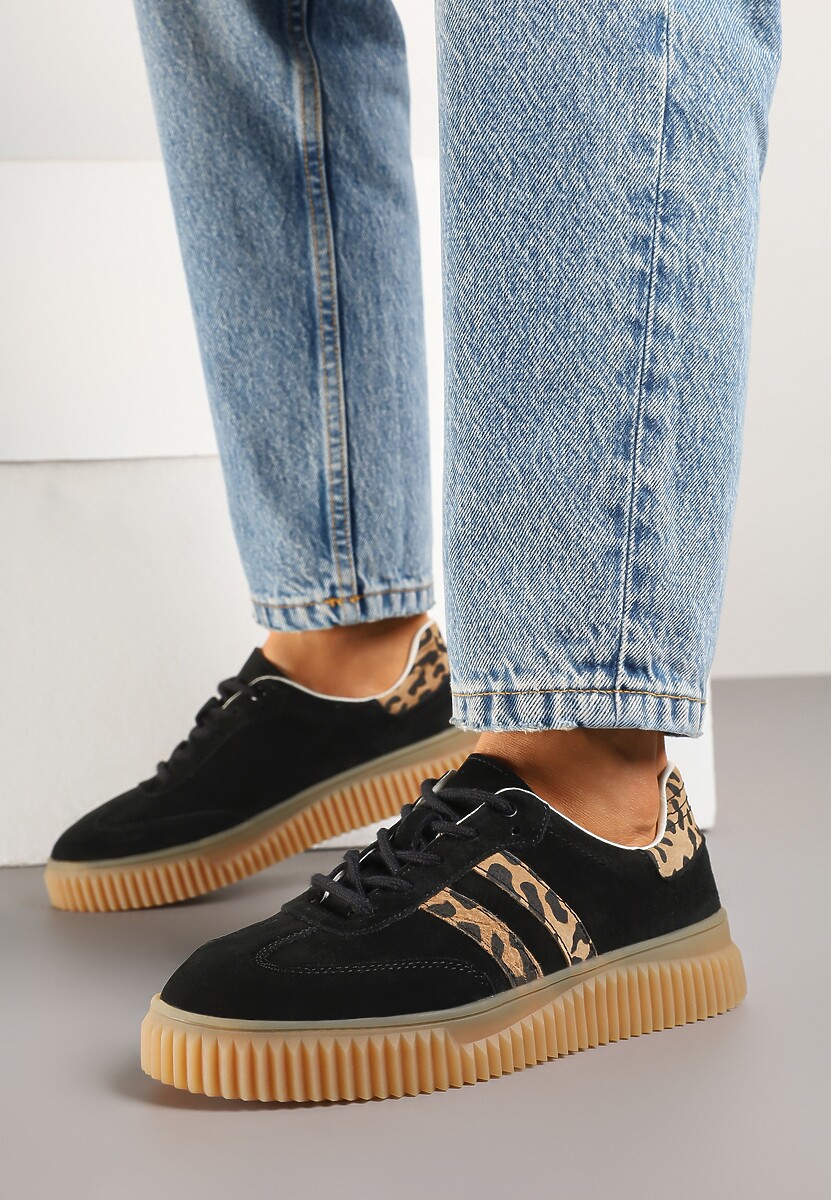 Czarne Zamszowe Sneakersy w Stylu Kultowych Tenisówek ze Skórzaną Wkładką i Wzorem w Panterkę Tenannia