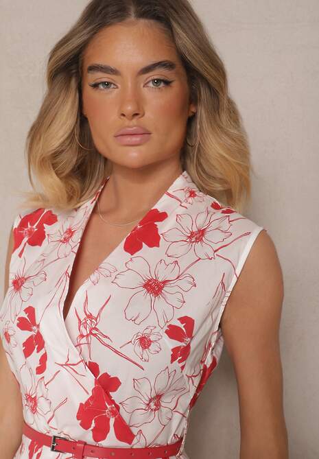 Czerwona Rozkloszowana Sukienka z Bawełny o Kopertowym Kroju z Paskiem z Klamerką Calriz