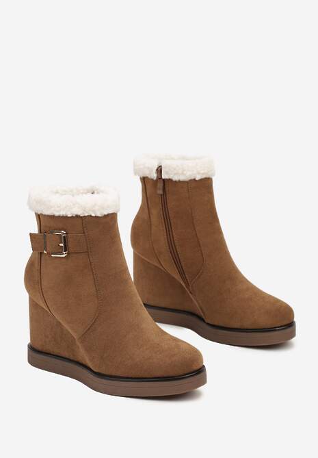 Brązowe Botki na Koturnie z Ozdobną Klamrą i Futerkiem Terialina