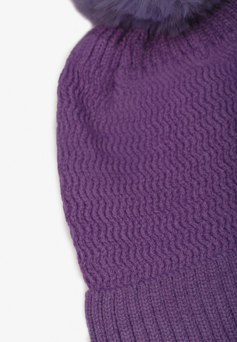 Fioletowa Czapka Ozdobiona Pomponem Kulame