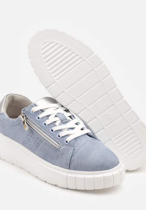 Niebieskie Sneakersy Skórzane na Platformie z Ozdobnym Suwakiem i Perforacją Niliria