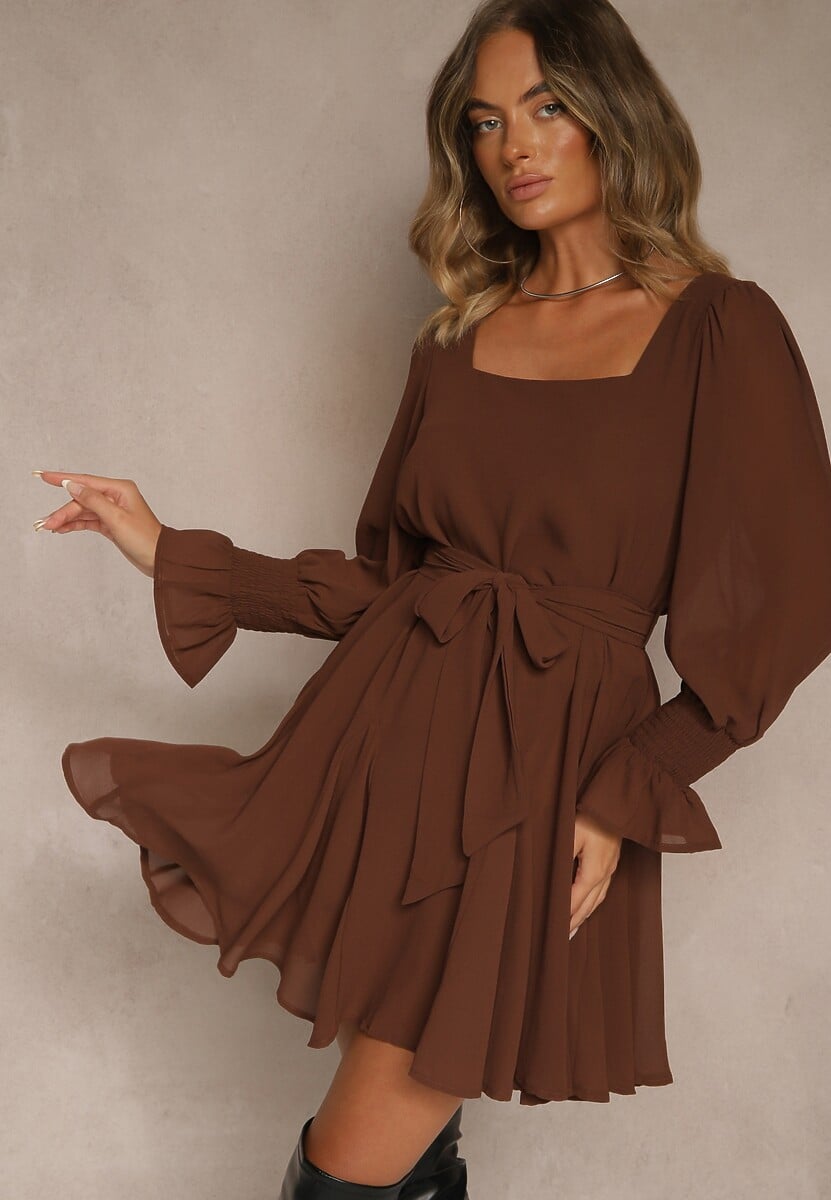 Brązowa Sukienka Vices z Półtransparentnymi Rękawami Wiązania w Talii Resmosa