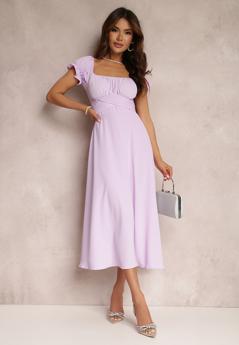 Fioletowa Sukienka o Rozkloszowanym Kroju z Wiązaniem Perolis