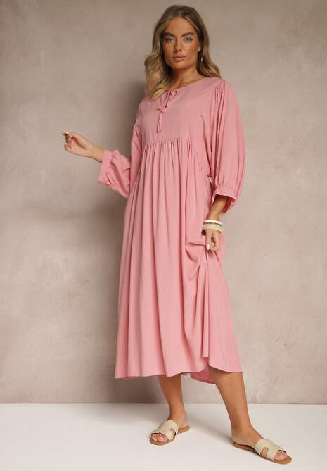 Różowa Wiskozowa Sukienka o Rozkloszowanym Kroju Wiązana przy Dekolcie Tilvessa
