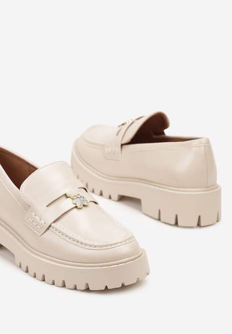 Beżowe Mokasyny na Płaskiej Podeszwie Wykończone Aplikacją w Kształcie Misia Penivia