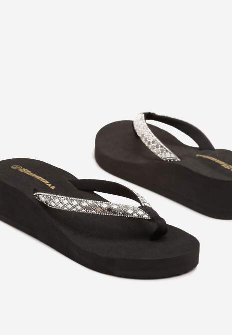 Czarne Japonki na Koturnie z Cyrkoniami Salliess