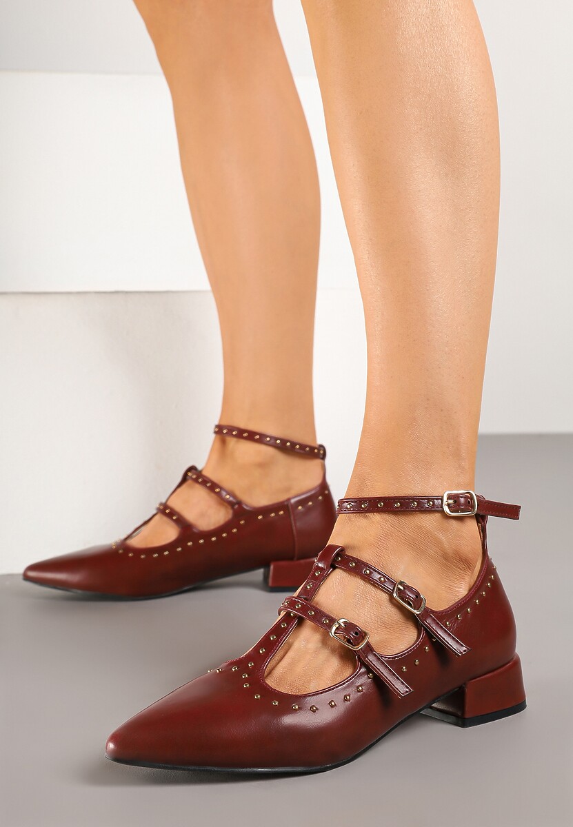 Bordowe Czółenka z Paskami na Sprzączki i Nitami Nevisalae