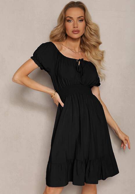 Czarna Sukienka z Wiskozy z Gumkami w Talii i Dekoltem ze Ściągaczem Tiimazela