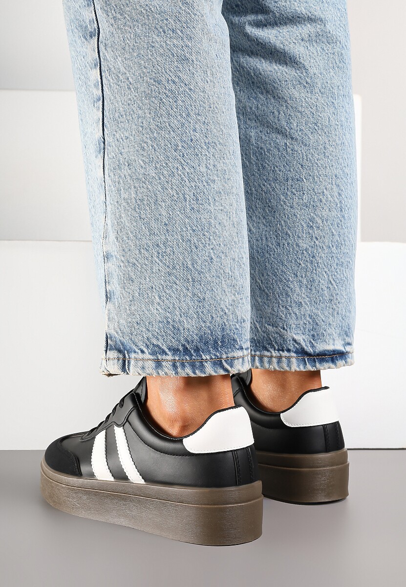 Czarne Sneakersy na Kauczukowej Podeszwie Ozdobione Paskami Nilimea