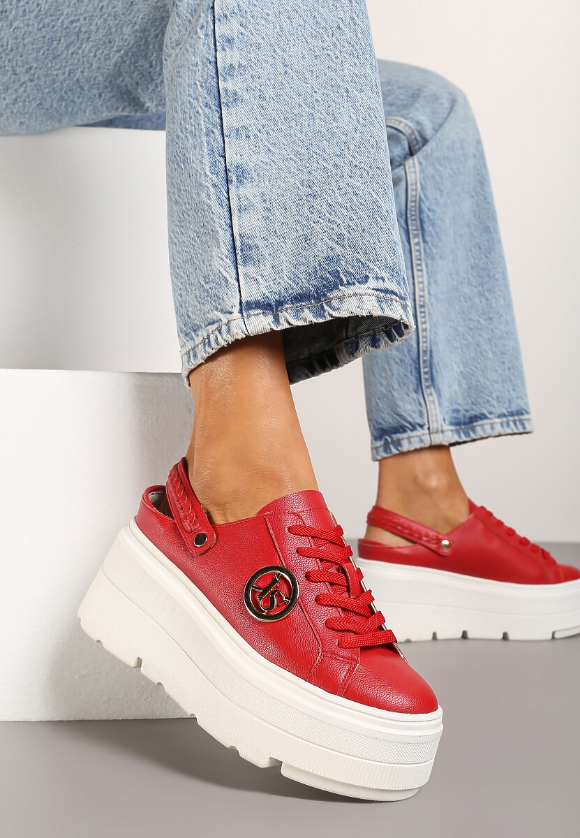 Czerwone Sneakersy Vices na Platformie z Tłoczeniem Paskiem na Pięcie i Metaliczną Aplikacją Selfedi