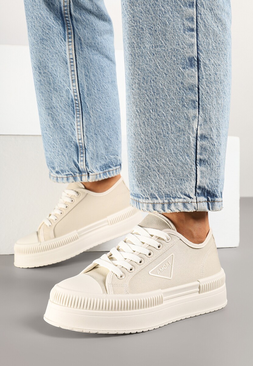 Beżowe Trampki na Podwójnej Podeszwie z Ozdobnym Znaczkiem na Cholewce Alivrelia