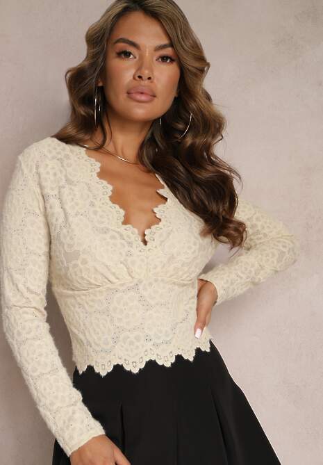 Beżowa Bluzka z Ozdobnym Tłoczeniem i Kopertowym Dekoltem Josette