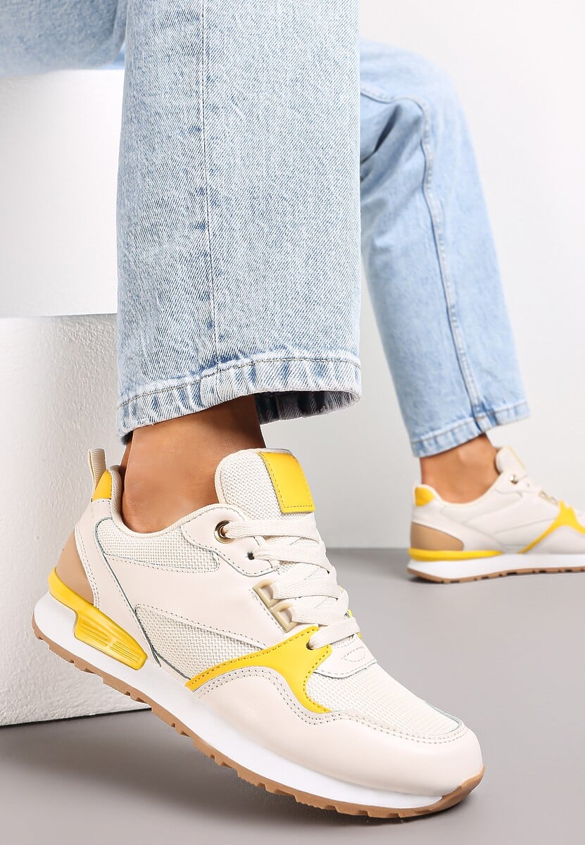 Biało-Żółte Sneakersy na Płaskiej Podeszwie z Ozdobnymi Wstawkami Laraet