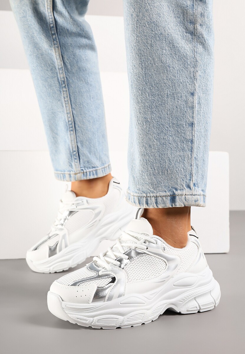 Biało-Srebrne Sneakersy Vices na Platformie Ozdobione Tłoczeniem Natiselle