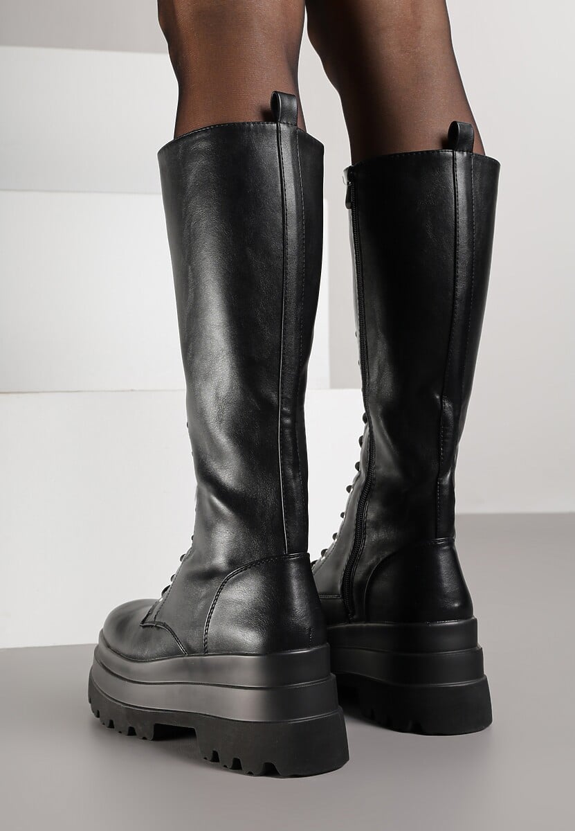 Czarne Kozaki na Platformie w Stylu Grunge Ozdobione Sznurowaniem Wiolara