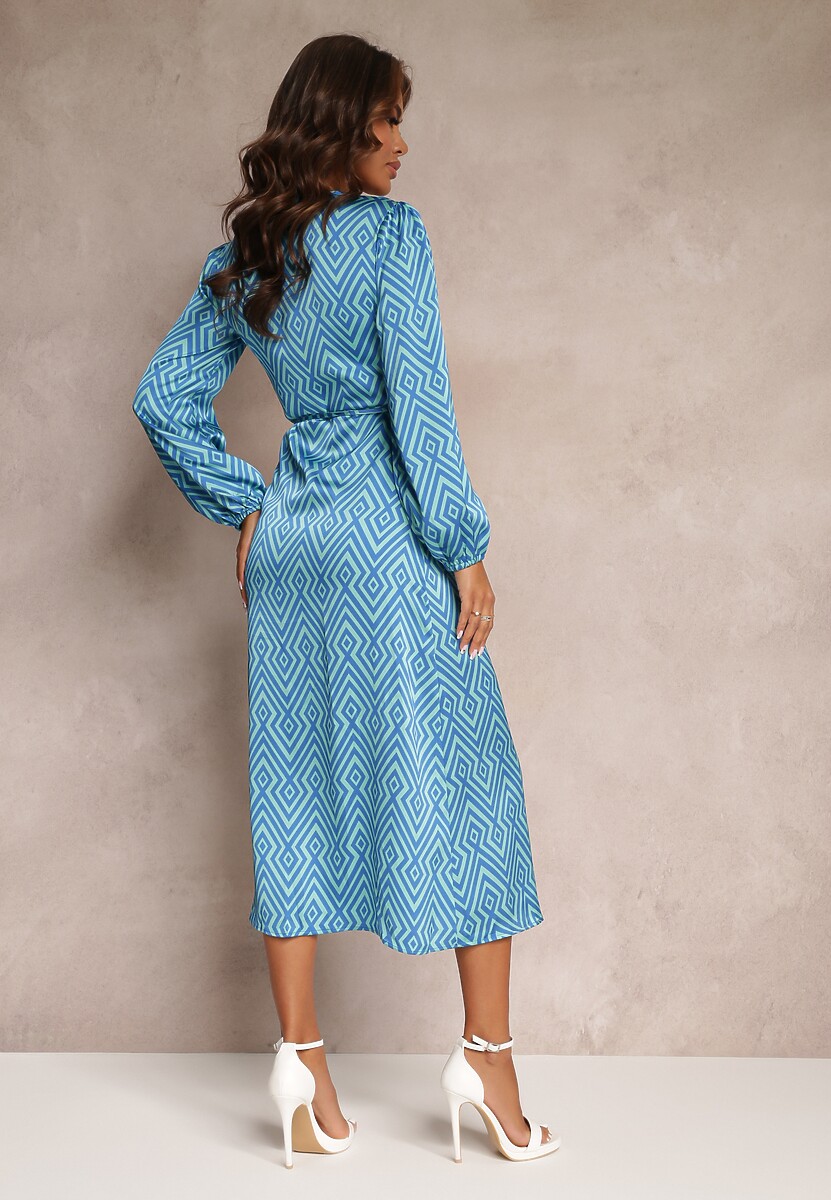 Niebieska Satynowa Sukienka Kopertowa w Geometryczny Wzór Hurush